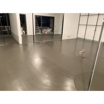 HE-3000 自平式水泥-材料鋪設