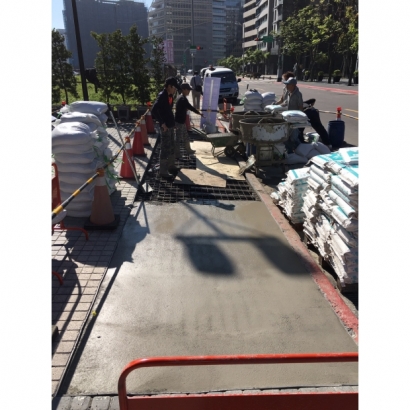 RP-240 超早強水泥-鋪設