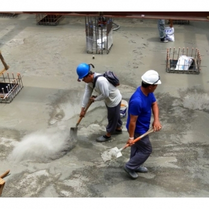 TOPPING 1 金鋼砂硬化劑-鋪設