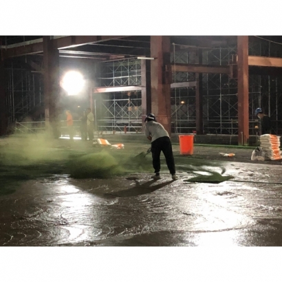 TOPPING 1 金鋼砂硬化劑-鋪設